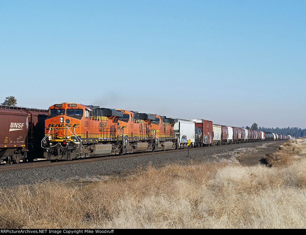 BNSF 6250